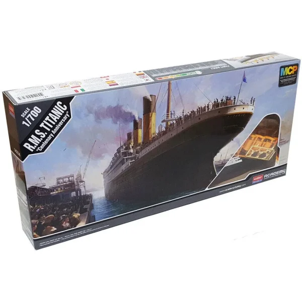 Academy 14214 RMS Titanic Centenary Anniversary