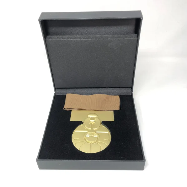 Yavin Ceremony Award Medal Replica Prop - Star Wars Galaxy's Edge