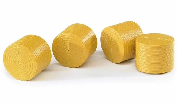 Round Unwrapped Hay Bales (4) for the CLAAS Rollant 250
